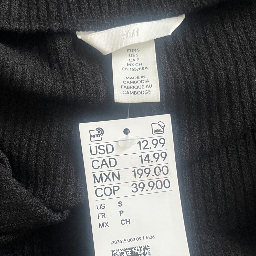 H&M Black Off-the-Shoulder Ribbed Top - Picture 4 of 5